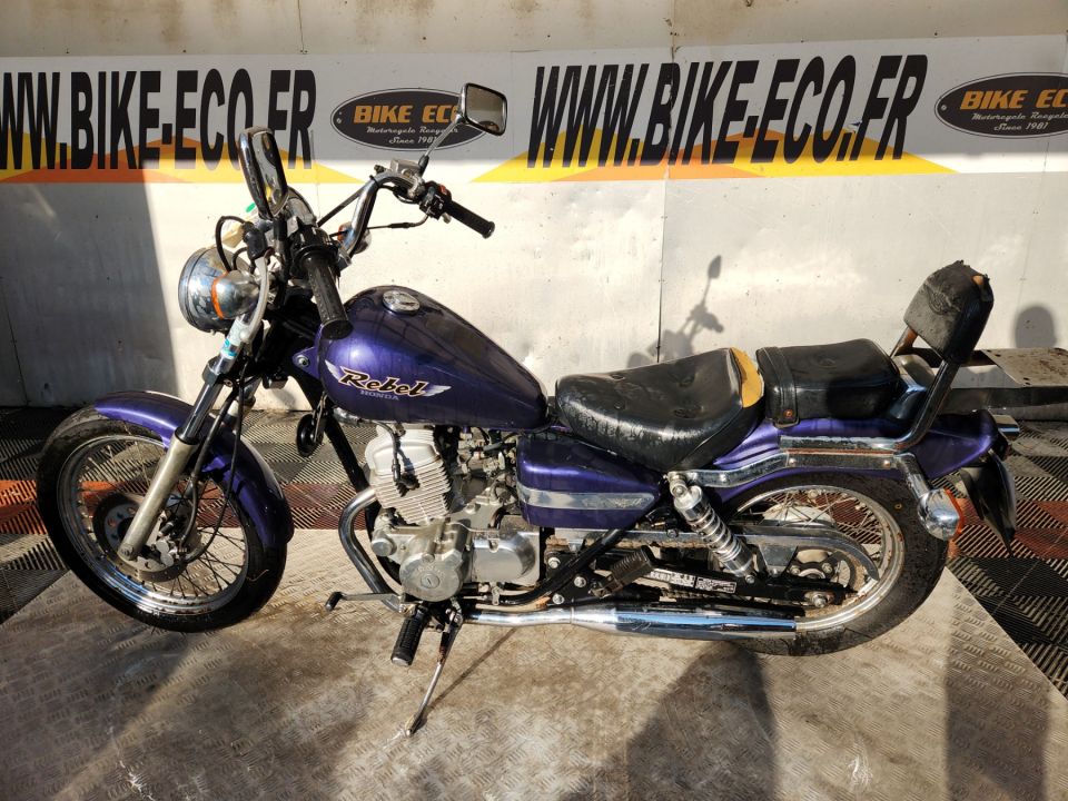 HONDA 125 REBEL 4