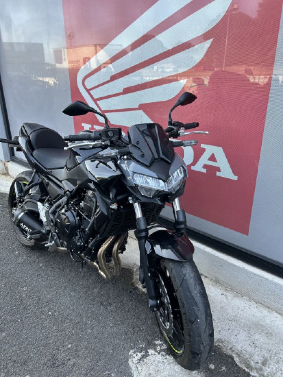 KAWASAKI Z650 ABS 4