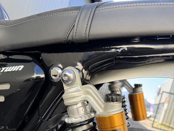 TRIUMPH SPEED TWIN 1200 4