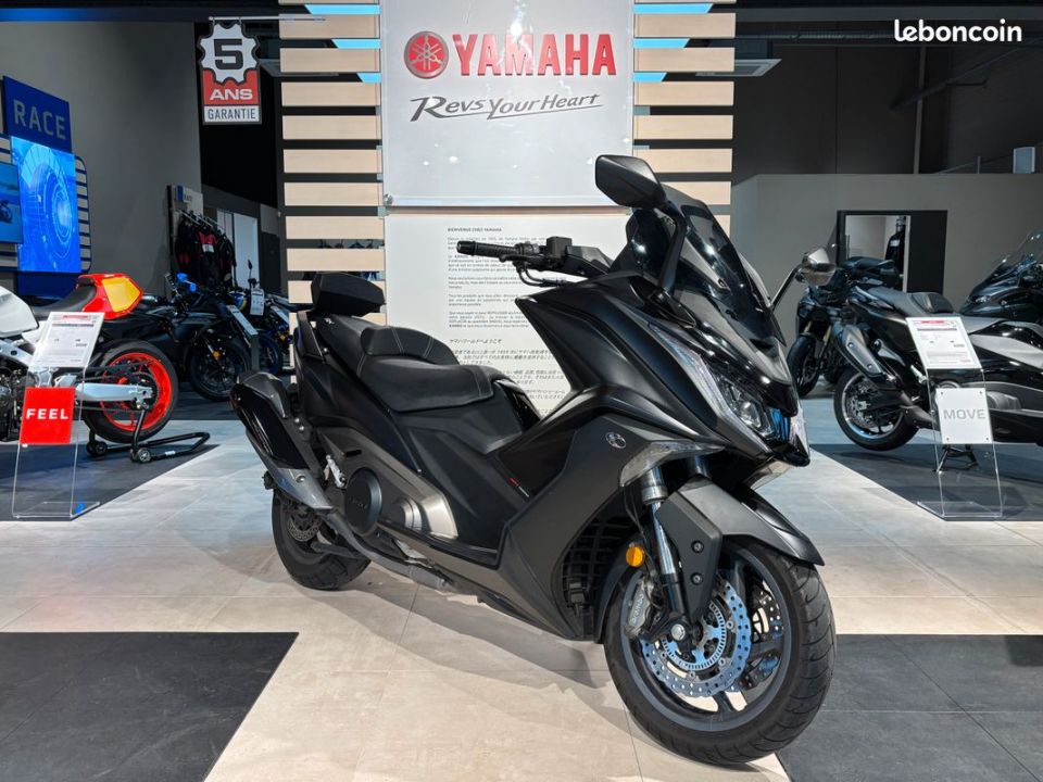 KYMCO AK 550 4
