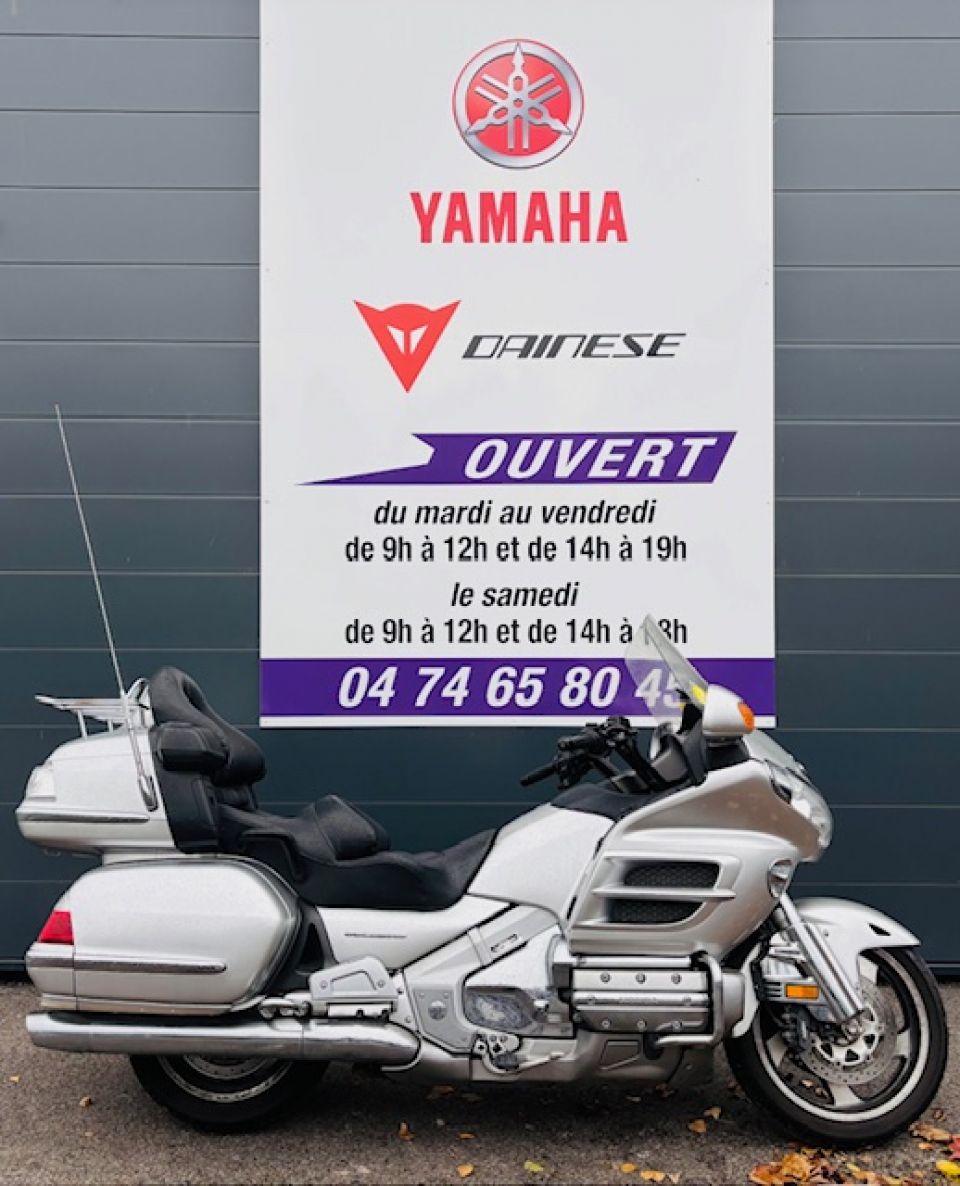 HONDA GL1800 GOLDWING 4