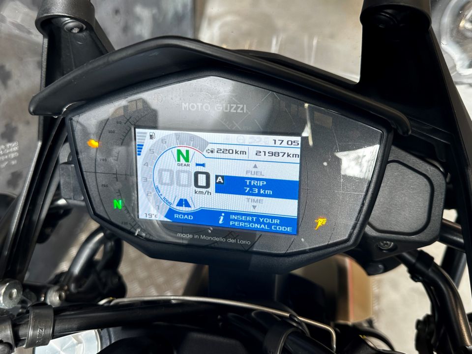 MOTO GUZZI V85 TT TRAVEL PACK 850 4