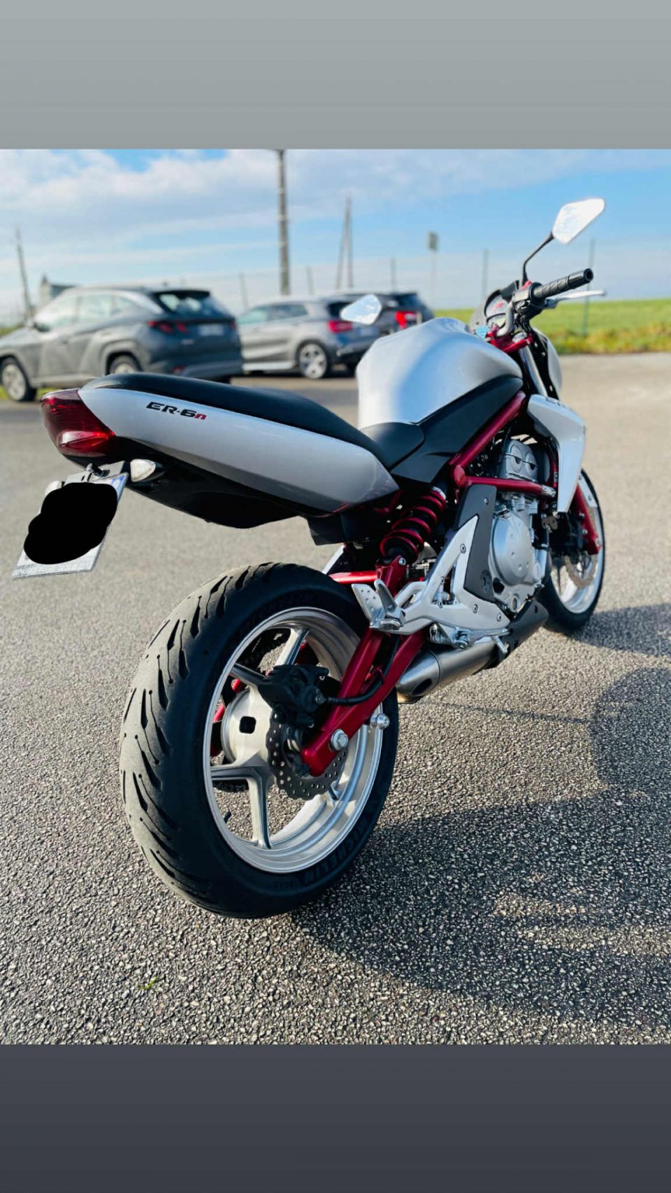 KAWASAKI ER-6 4