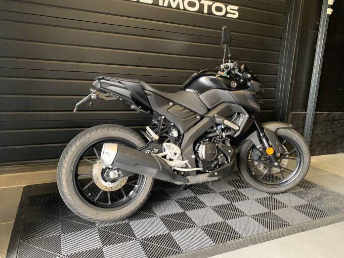 YAMAHA MT-125 4