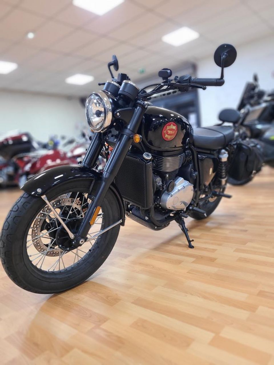 BSA BSA GOLDSTAR 650 SHADOW 4