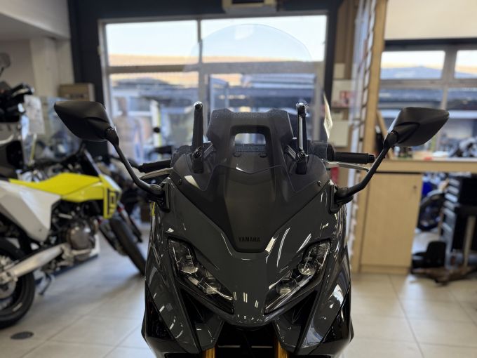 YAMAHA XP T-MAX 560 TECH MAX 4