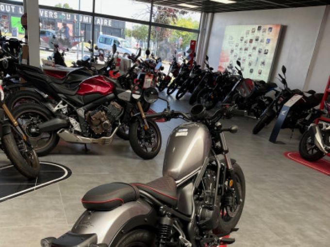 HONDA CMX 500 REBEL 4
