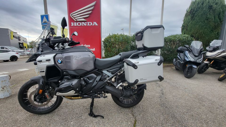 BMW R 1300 GS ADVENTURE 4
