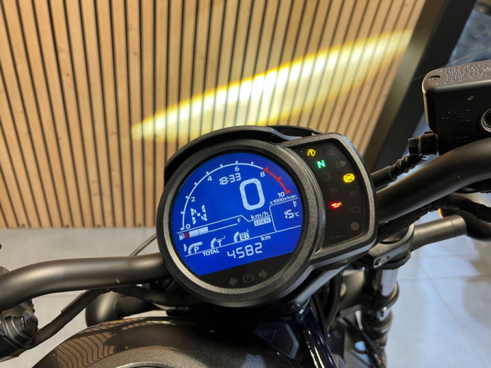 HONDA CMX1100 Rebel DCT 4