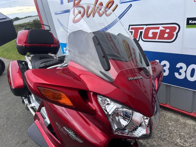 HONDA ST 1300 PAN EUROPEAN 4