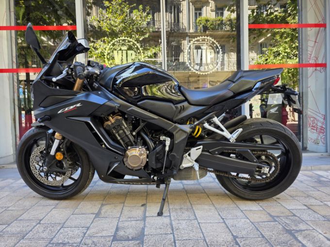 HONDA CBR650R 4