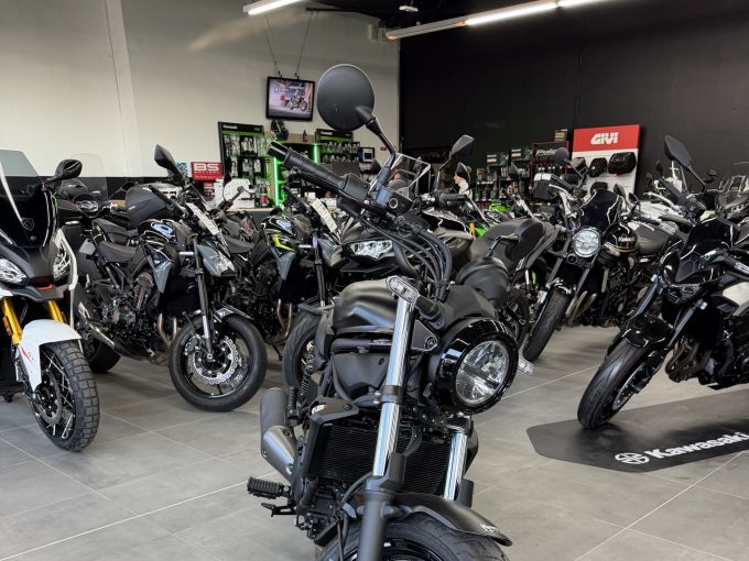 KAWASAKI Eliminator 500 4