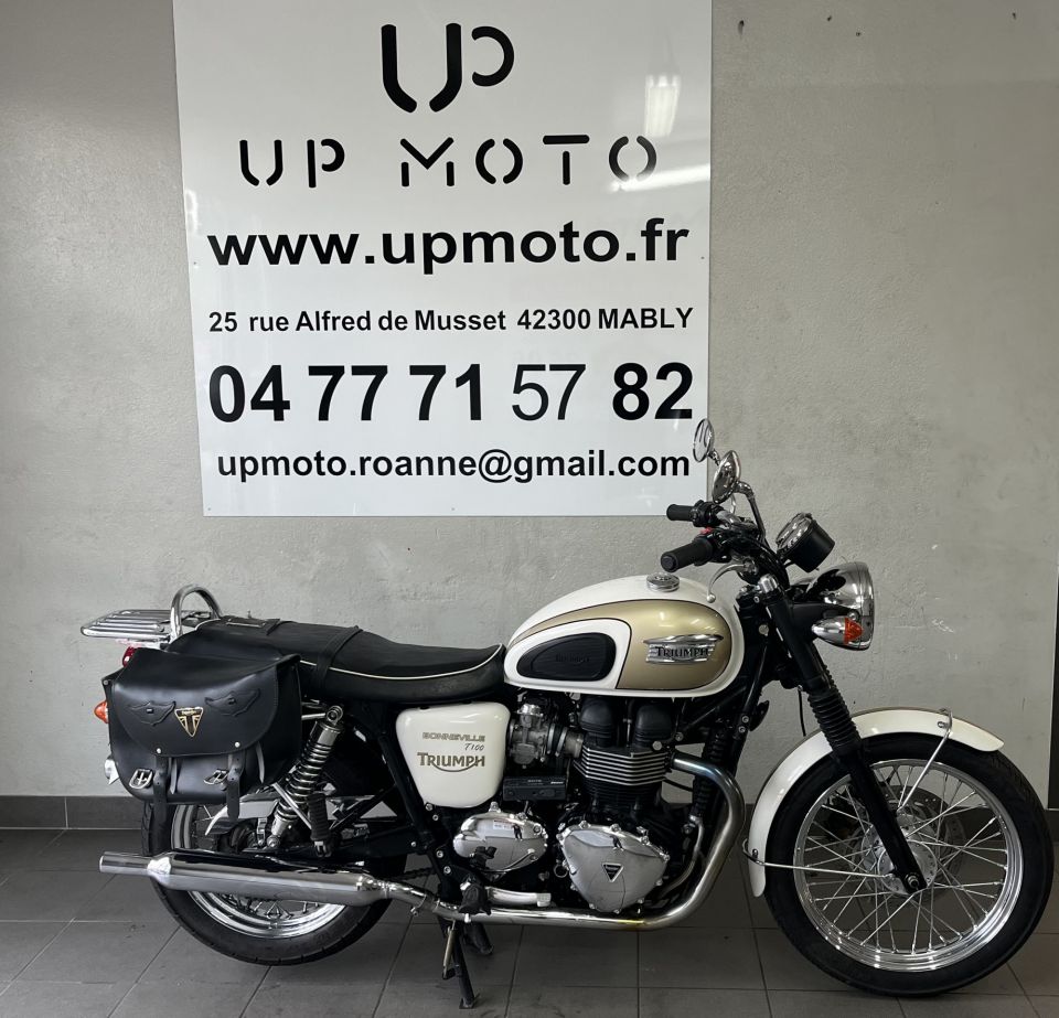TRIUMPH Bonneville T100 4