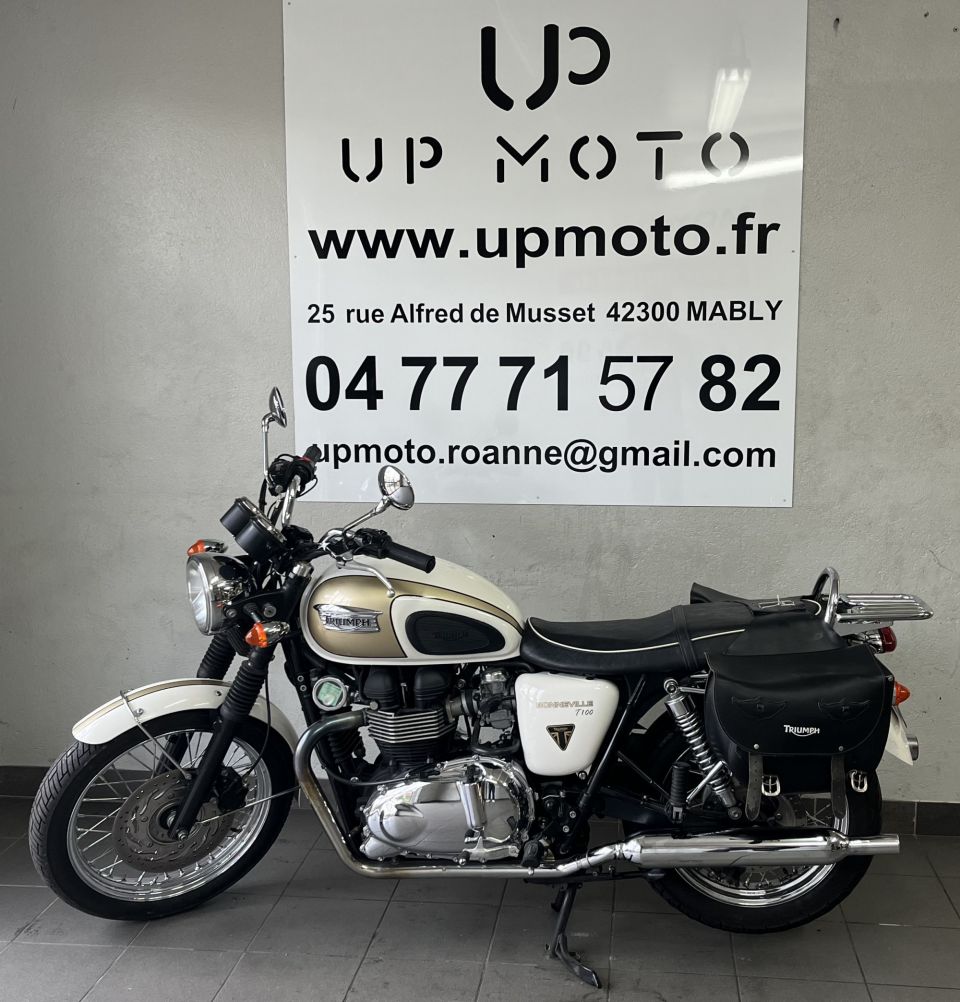 TRIUMPH Bonneville T100 4