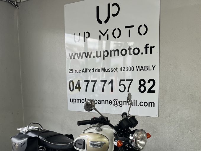 TRIUMPH Bonneville T100 4