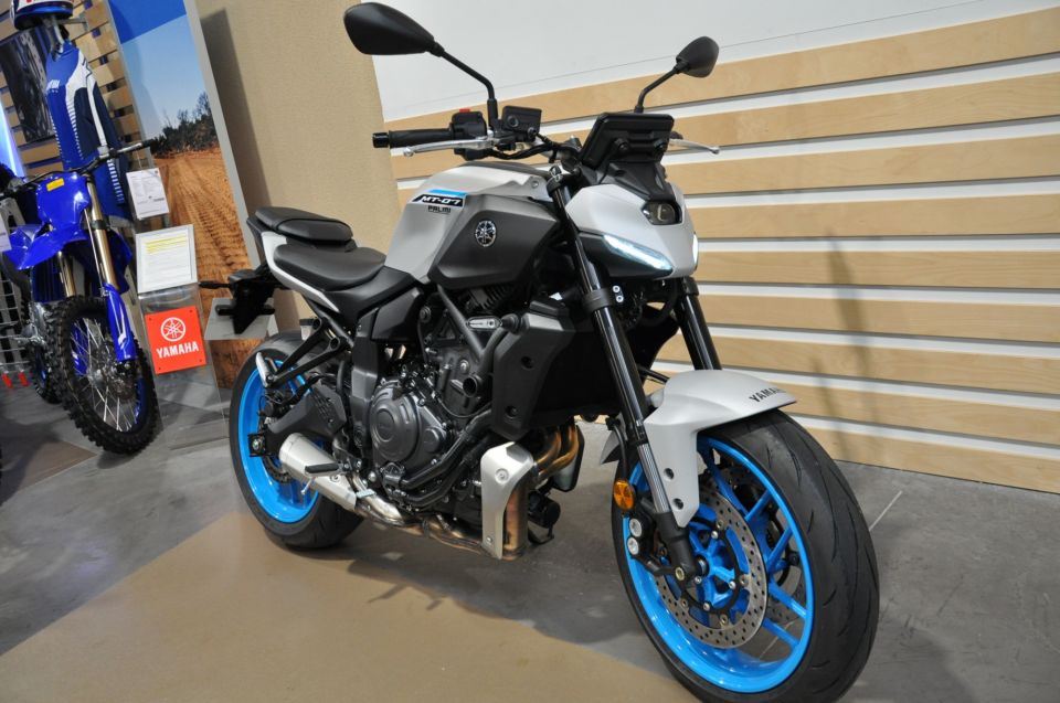 YAMAHA MT-07 (47.5CV) 4
