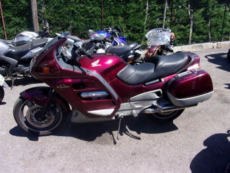 HONDA ST PAN EUROPEAN 4