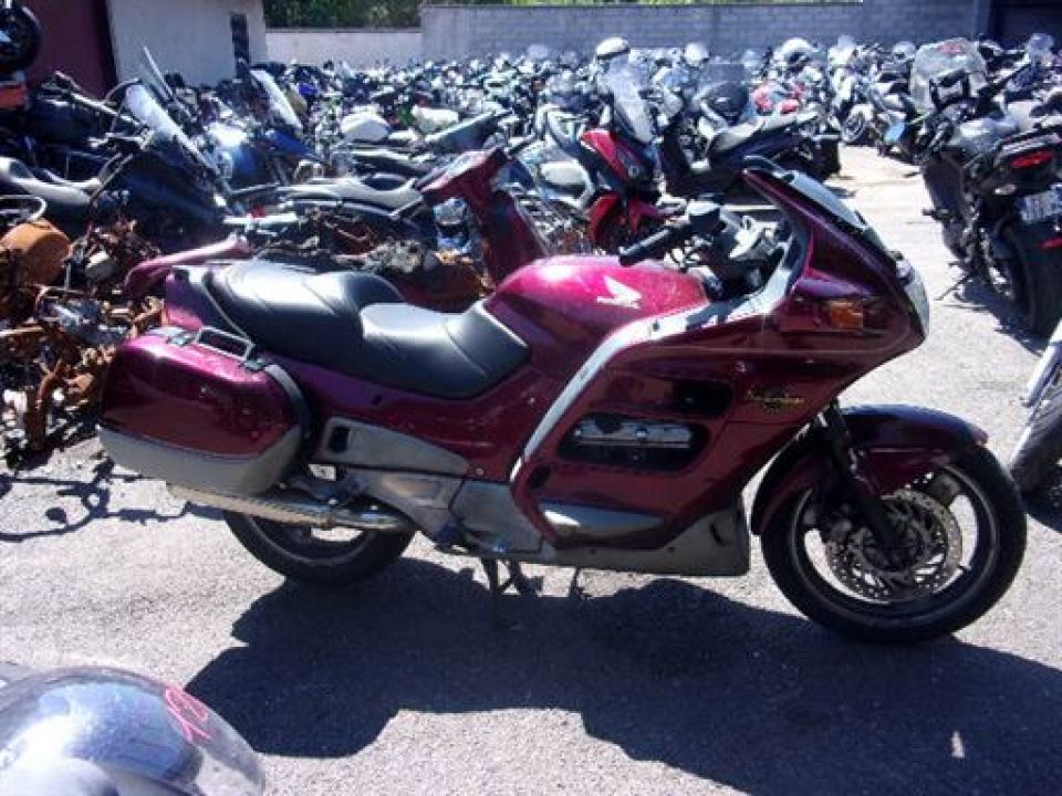 HONDA ST PAN EUROPEAN 4