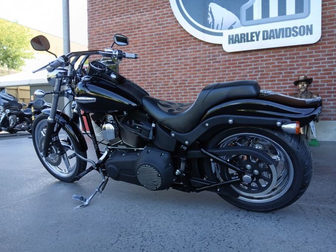 HARLEY-DAVIDSON SOFTAIL NIGHT TRAIN 1584 4