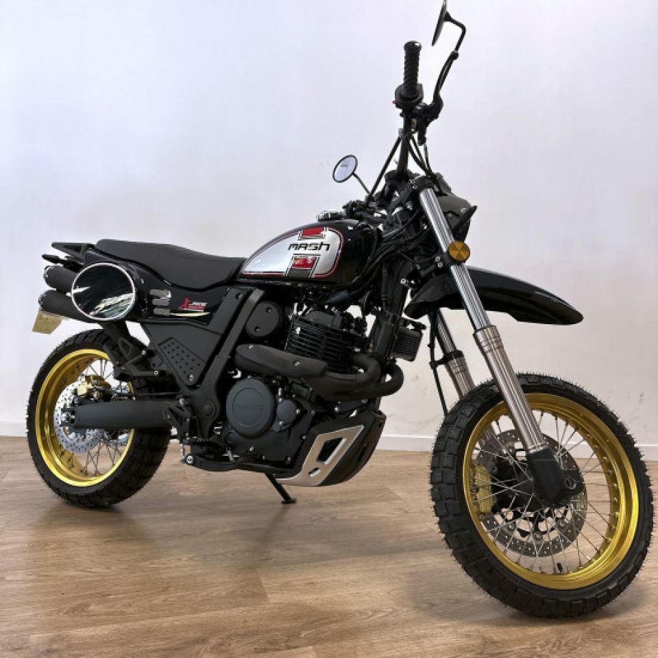 MASH 650 X-ride classic 4