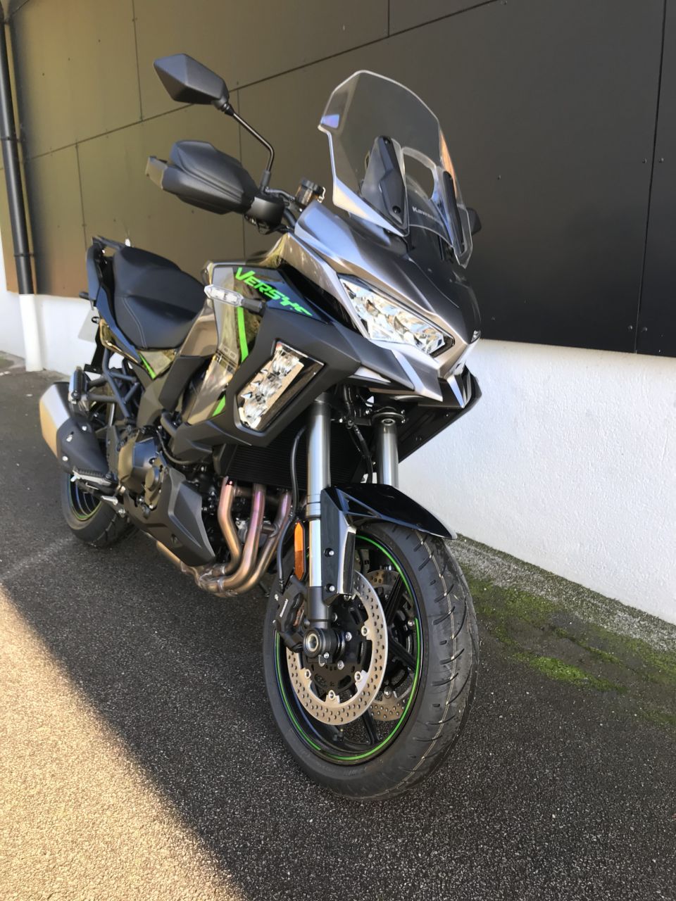 KAWASAKI VERSYS 1100 SE 4