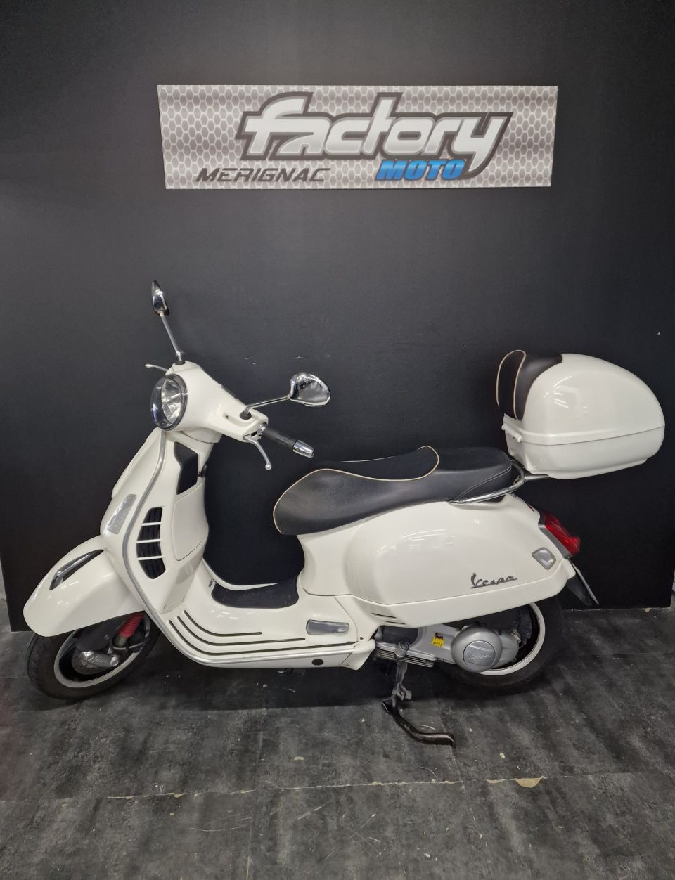 VESPA GTS 300 4