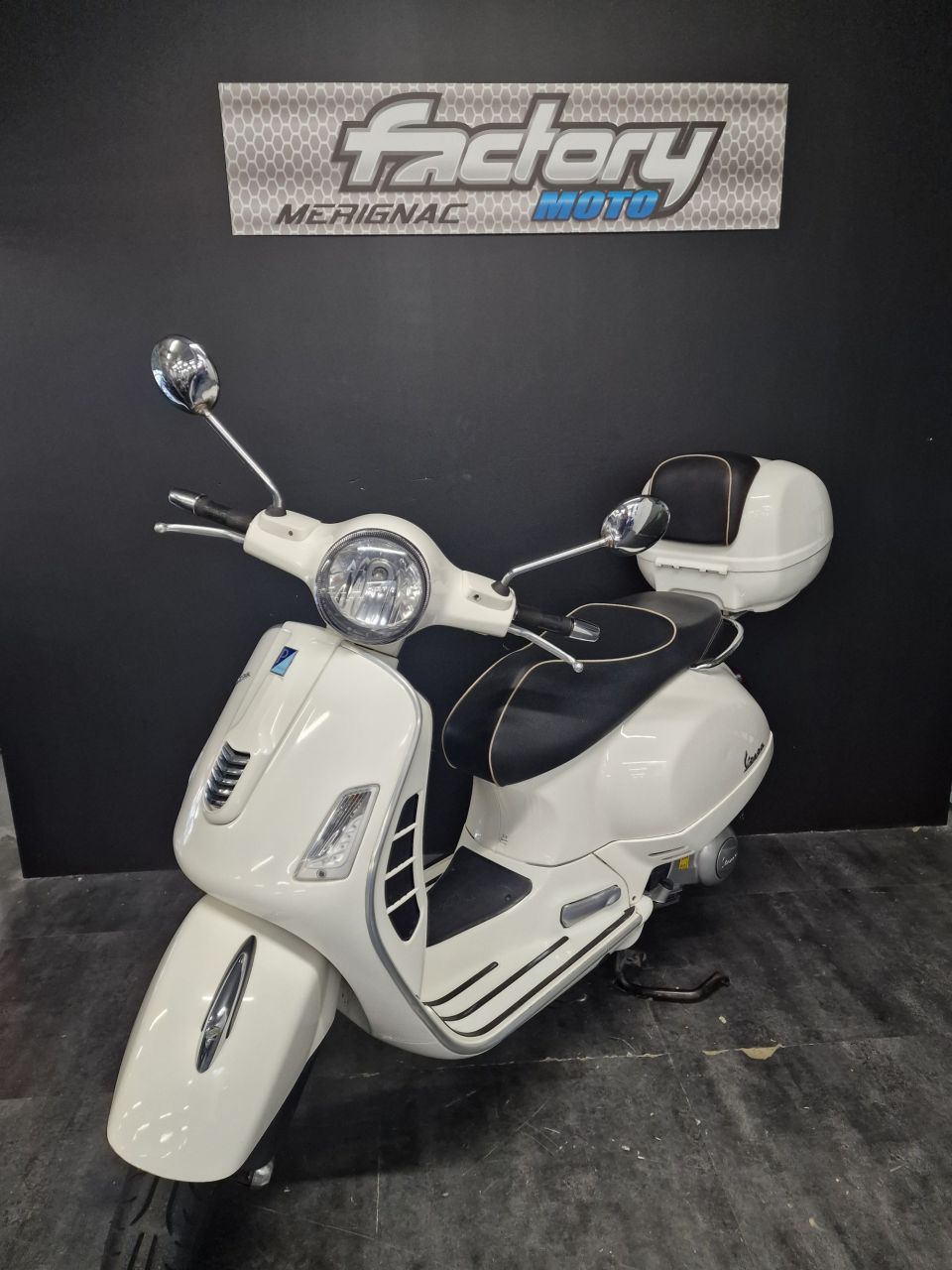 VESPA GTS 300 4
