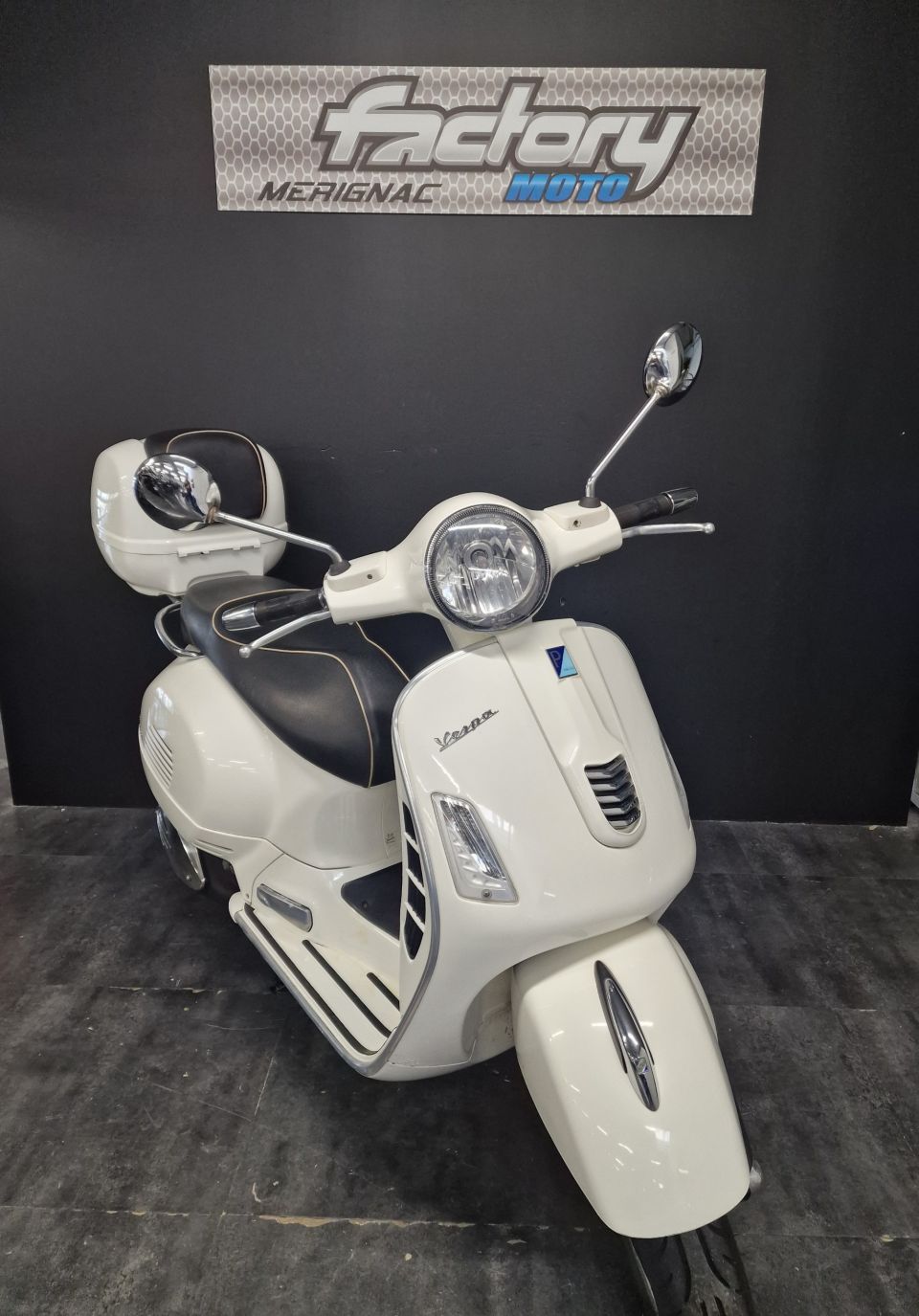 VESPA GTS 300 4