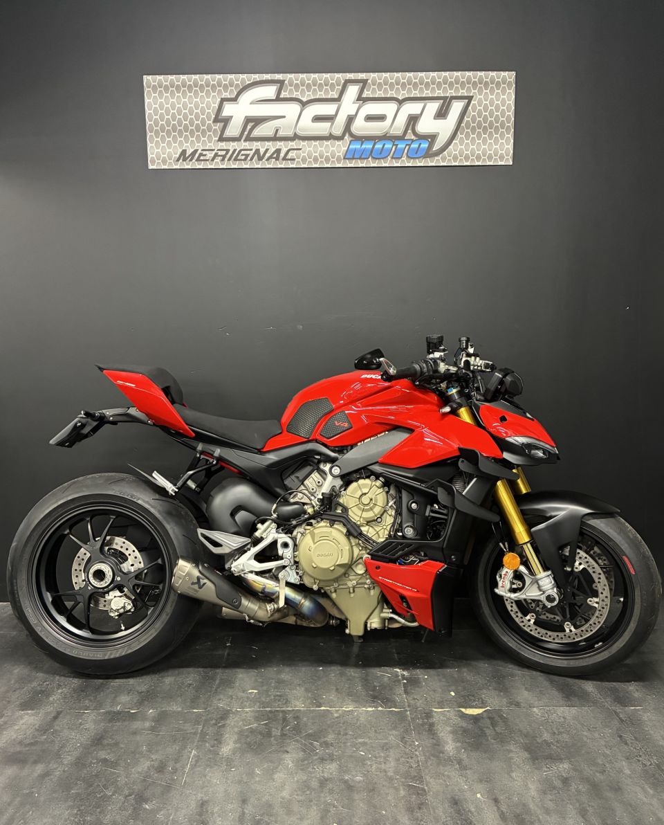 DUCATI STREETFIGHTER V4S 4