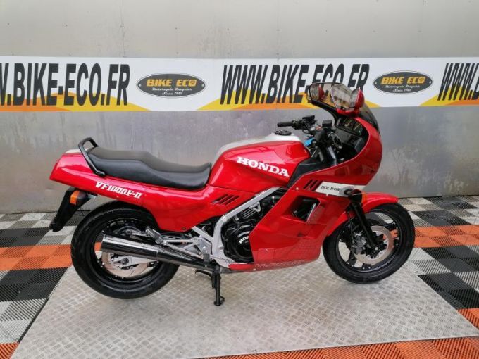 HONDA VF 1000 F 4
