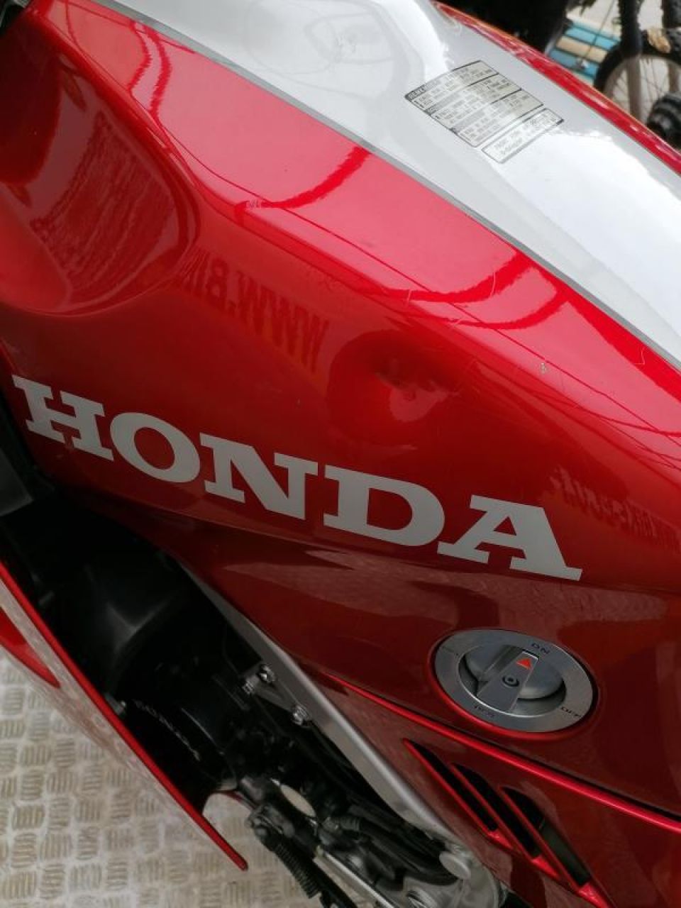 HONDA VF 1000 F 4