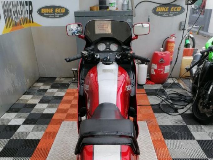 HONDA VF 1000 F 4