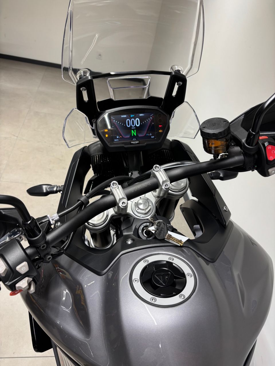 TRIUMPH TIGER 850 SPORT 4