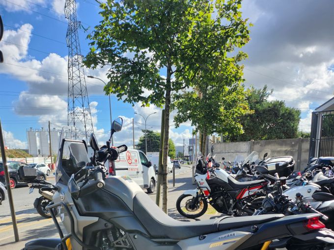 YAMAHA XTZ TENERE 700 4