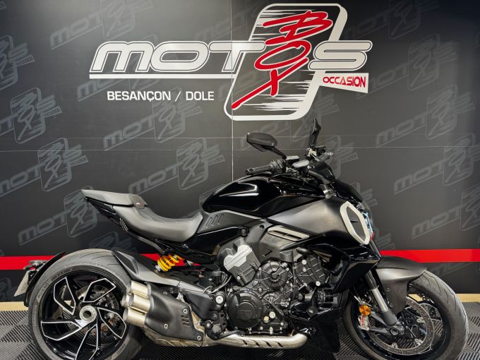 DUCATI DIAVEL V4 4