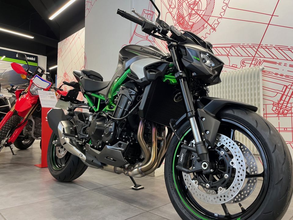 KAWASAKI Z 900 4