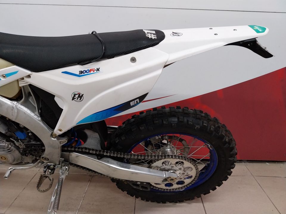 RS FACTORY 300 FI  TT 4