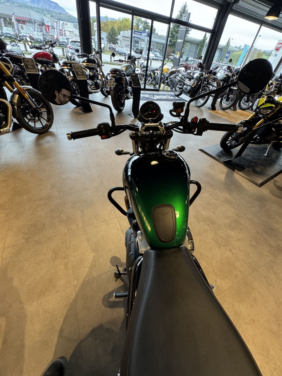 TRIUMPH SPEED TWIN 900 4