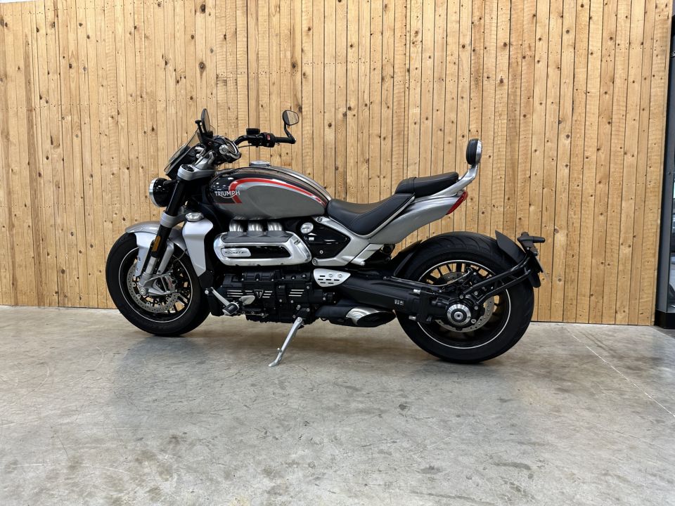 TRIUMPH ROCKET 3 GT 4