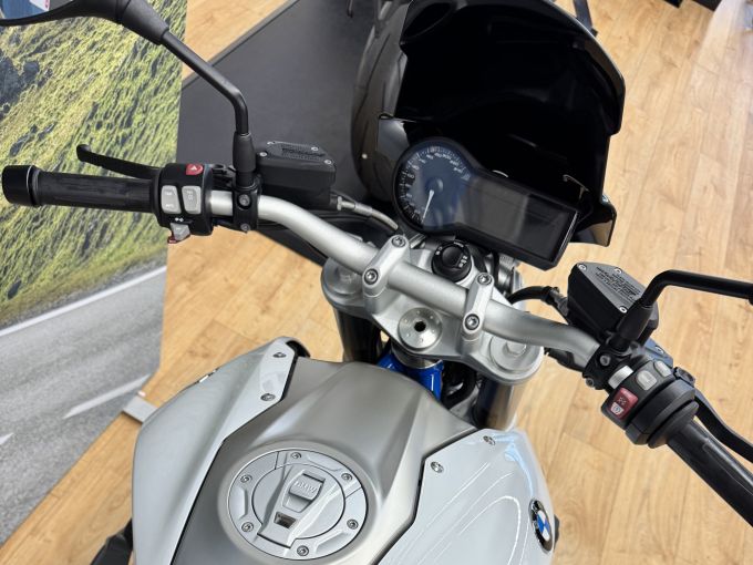 BMW R1200R 4