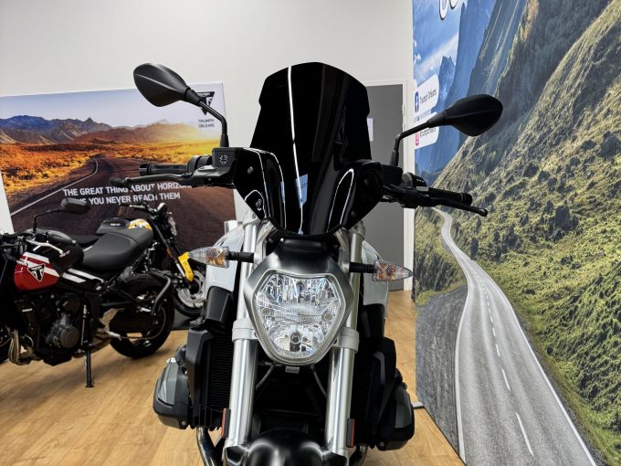 BMW R1200R 4