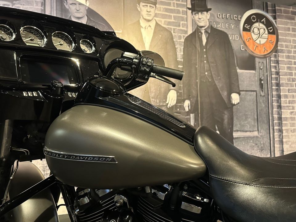 HARLEY-DAVIDSON TOURING STREET GLIDE 1868 SPECIAL 4