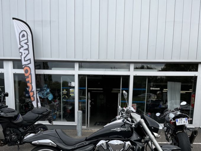 SUZUKI INTRUDER 1800 4