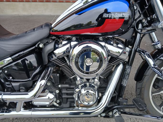HARLEY-DAVIDSON SOFTAIL LOW RIDER 1745 4