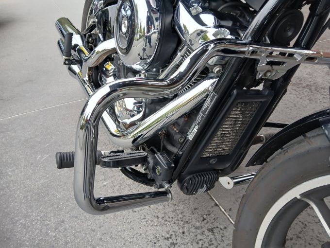 HARLEY-DAVIDSON SOFTAIL LOW RIDER 1745 4