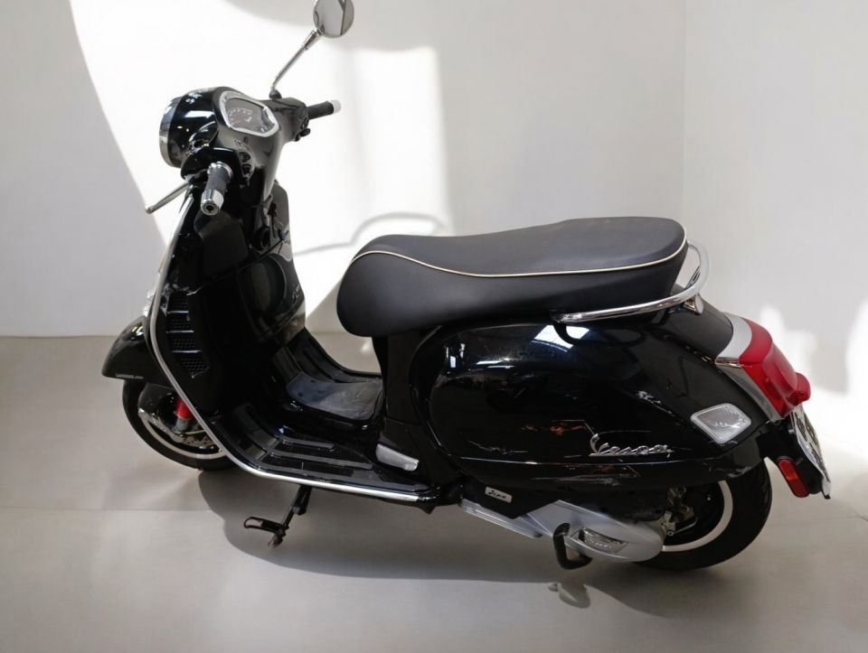 PIAGGIO VESPA 4