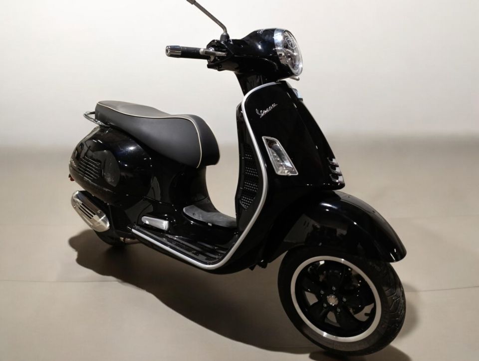 PIAGGIO VESPA 4