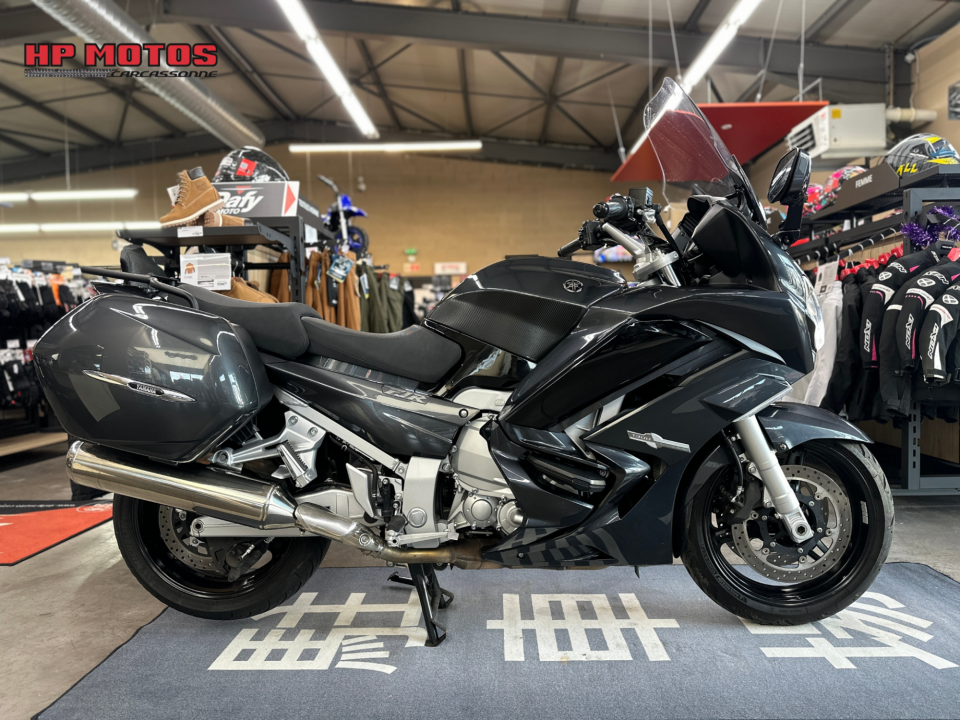 YAMAHA FJR 1300 ABS 4