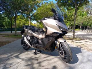 HONDA NSS FORZA 750 - 2025