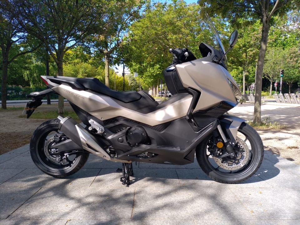 HONDA NSS FORZA 750 4